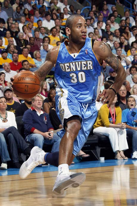 容为何没能 容为何没能