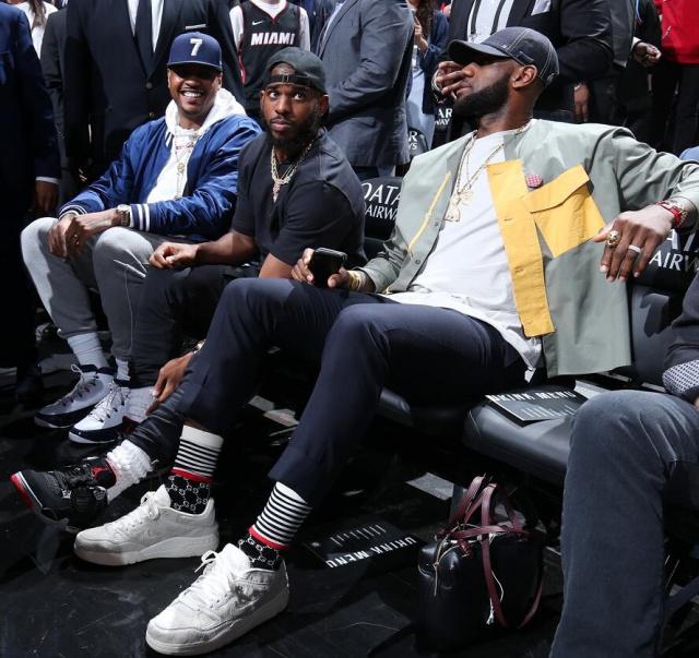 的对话便容 的对话便容