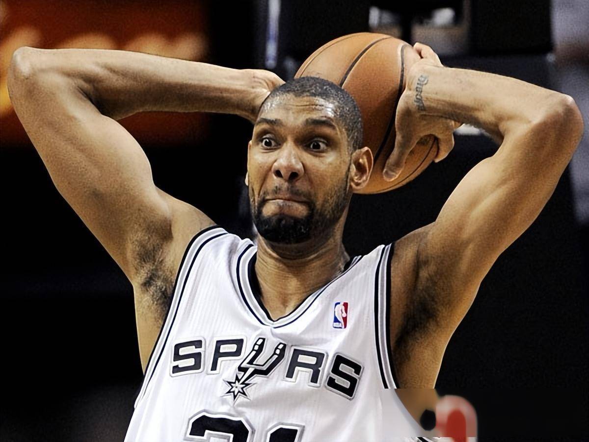 拜仁前场多 拜仁前场多